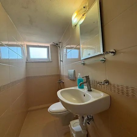 Cicek Aile Guest house