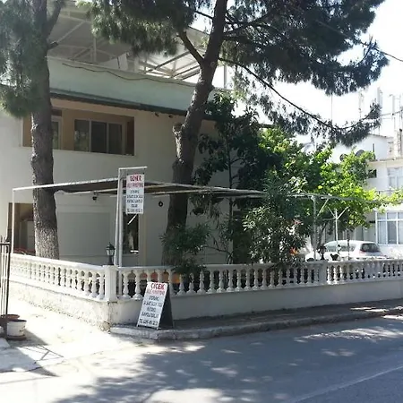 Guest house Cicek Aile Burhaniye